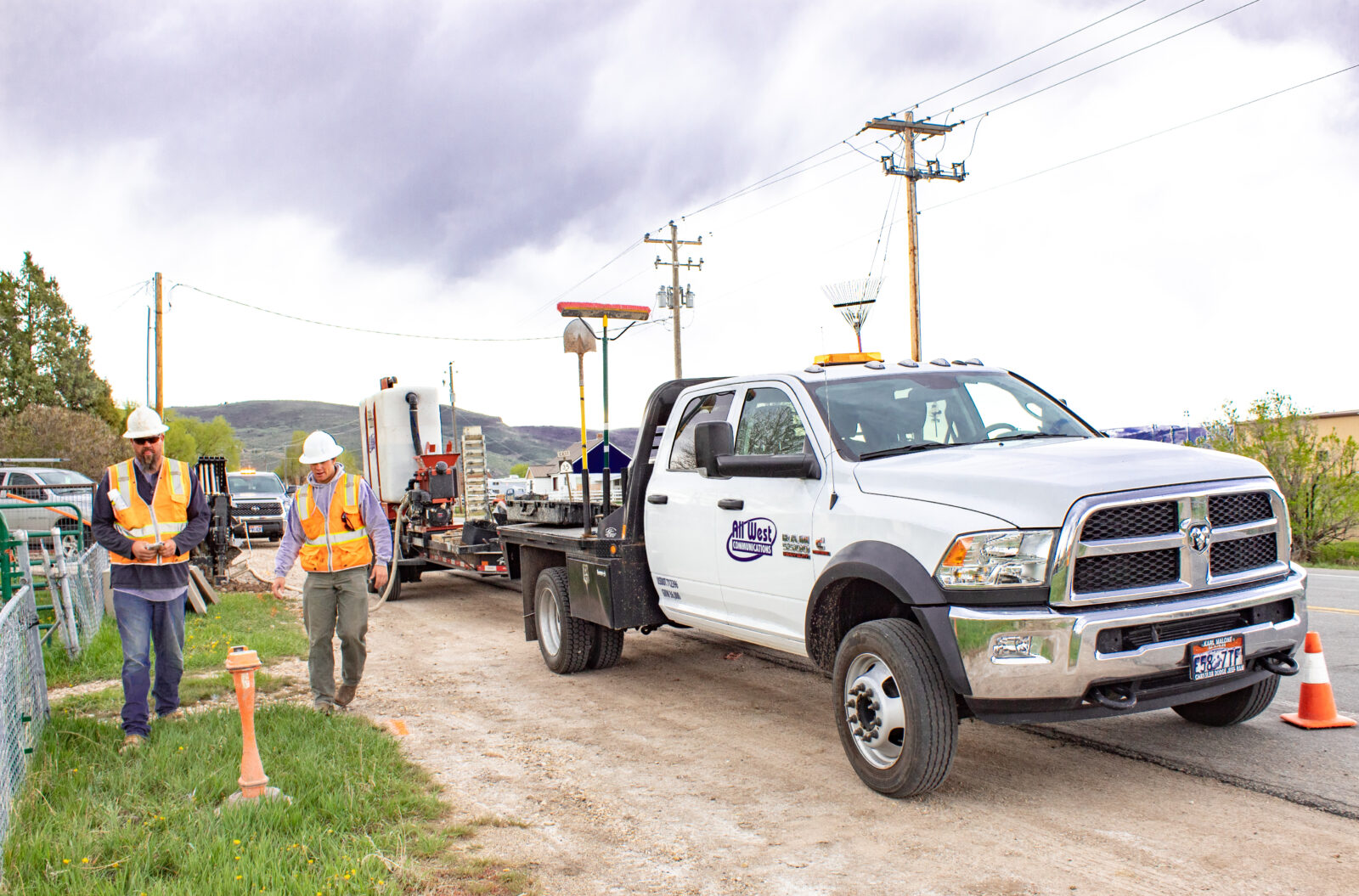 All West truck and technicians
